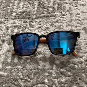 Stylish blue mirrored Black and Tan Sunglasses